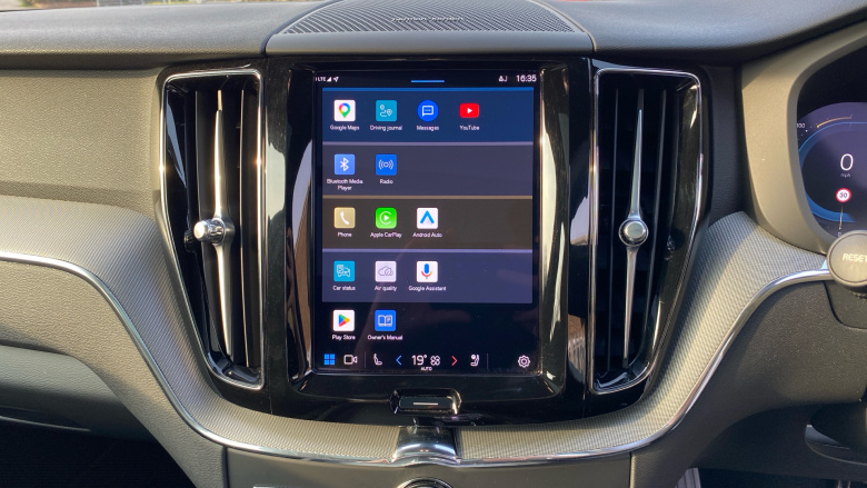 Volvo XC60 2.0 T6 [350] RC PHEV Plus Dark 5dr AWD Geartronic Estate